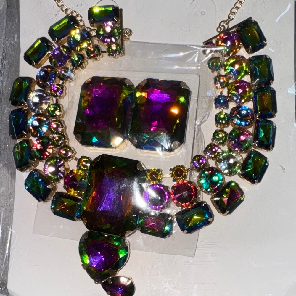 Multicolor Statement Necklace and Earring Set